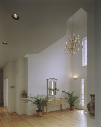 House 6/foyer